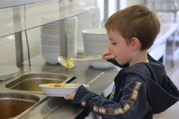 Lehet igényelni a nyári szünet idejére az ingyenes étkeztetést