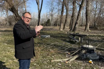 Mezei Zsolt városüzemeltetési alpolgármester a Szalki-sziget közeljövőben megvalósuló fejlesztéseiről számolt be.