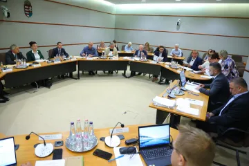 Közgyűlést tartottak az Almási Zsolt teremben