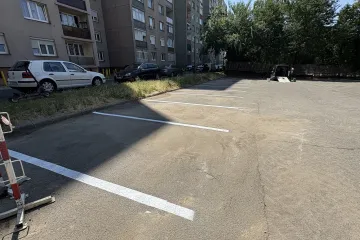 Három feladat egycsapásra: javítás, takarítás, festés