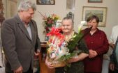 Hírkép: Isten éltesse a 90 éves Magdi nénit!