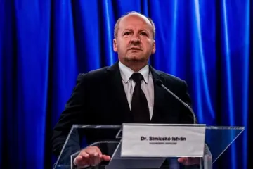 Hírkép: &quot;Tarthatatlan, amit a brüsszeli bürokraták ránk akarnak kényszeríteni&quot;