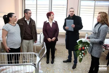 Hírkép: Látogatóban az év első babájánál