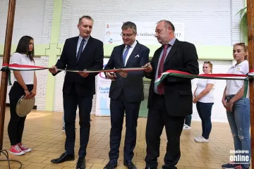 Hírkép: &quot;A felújítás nyertesei mi, dunaújvárosiak vagyunk&quot;