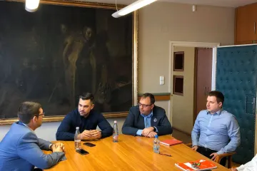 Hírkép: Szerdától megszűnik az első ajtós felszállás, több városi rendezvény is elmarad