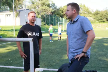 Hírkép: A DUFK Sport Egyesülethez látogatott Barta Endre