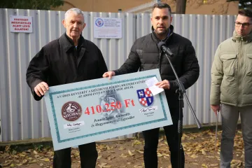 Hírkép: Dunaújváros Kenyere – ezúttal a Pentele Hagyományőrző Egyesületnek 