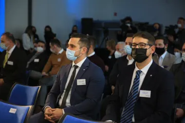 Hírkép: A Dunacell is otthon érzi magát Dunaújvárosban 