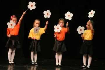 Hírkép: Jelöljön Ön is a "Dunaújváros Ifjúságáért" díjra!