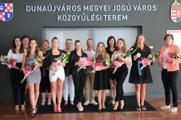 Hírkép: A sportolók, a segítők, a búcsúzó főosztályvezető munkája is elismerést érdemelt 