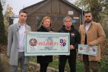 Hírkép: Dunaújváros kenyere: rendhagyó adományátadóval
