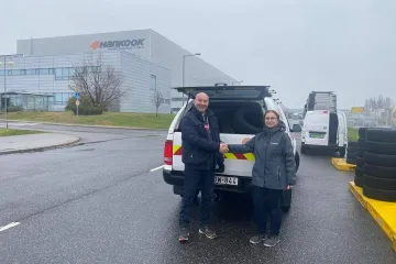 Hírkép: 108 darab gumit ajánlott fel a Hankook 