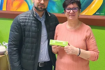 Hírkép: Dunaújváros elkötelezte magát – Az allergiás rohamok megszüntetését az intézményeinkben is tudják kezelni