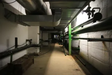 Hírkép: Garanciális karbantartás az uszodában