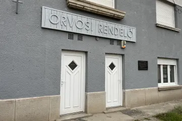 Hírkép: Befejeződött a Petőfi utcai orvosi rendelő felújítása, hamarosan újraindul a rendelés az épületben