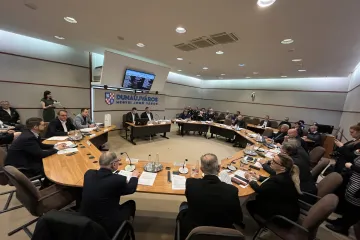 Hírkép: Városi rendezvények, szúnyoggyérítés, új testvárvárosi kapcsolat a közgyűlésen