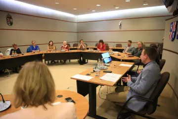 Hírkép: A szociális és a kulturális ágazat képviselői egyeztettek