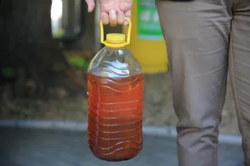 Hírkép: A használt olaj a lefolyó helyett a gyűjtőpontokra kerüljön!
