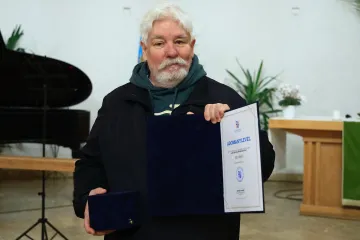 Hírkép: Éri Jenő kapta idén a "Pro Cultura Intercisae" díjat
