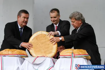Hírkép: Augusztális 2014.