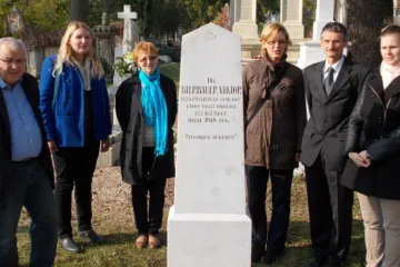 Hírkép: Tisztelgés az egykori tiszti főorvosok előtt