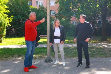Szervezők