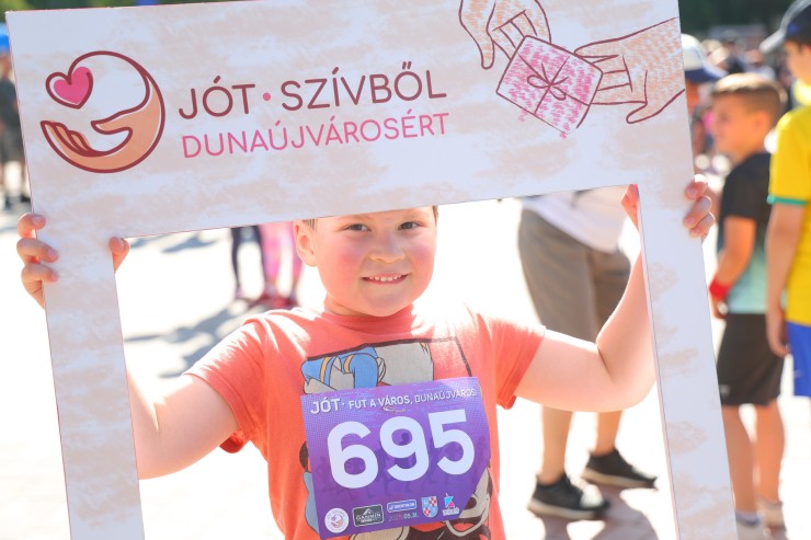 Jó ügyért futott a város!