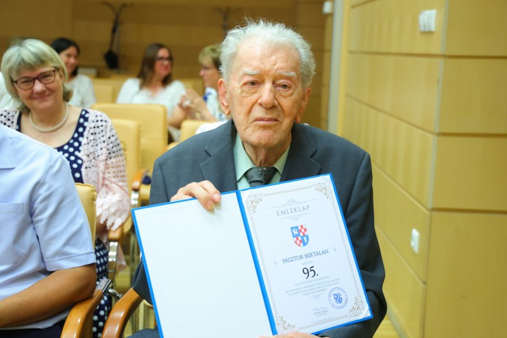 Pásztor Bertalan