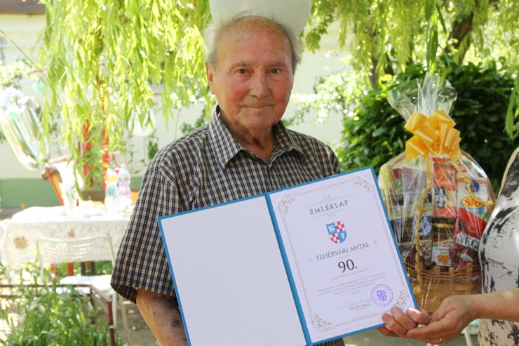 Ketten ünnepelték 90. születésnapjukat