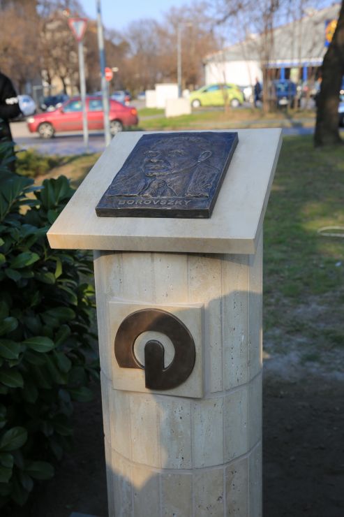 Borovszky Ambrusnak állítottak emlékművet